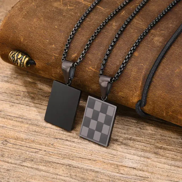 The CheckMate Pendant